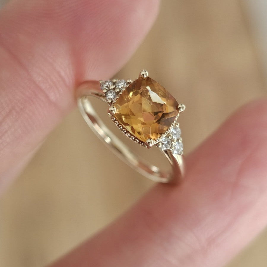 9ct Yellow Gold Natural Citrine & 0.13ct Diamond Ring Size K 1/2 Hallmarked