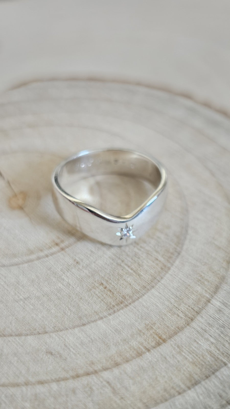 925 Sterling Silver CZ Starburst Wave Ring Size M 1/2 4.13g