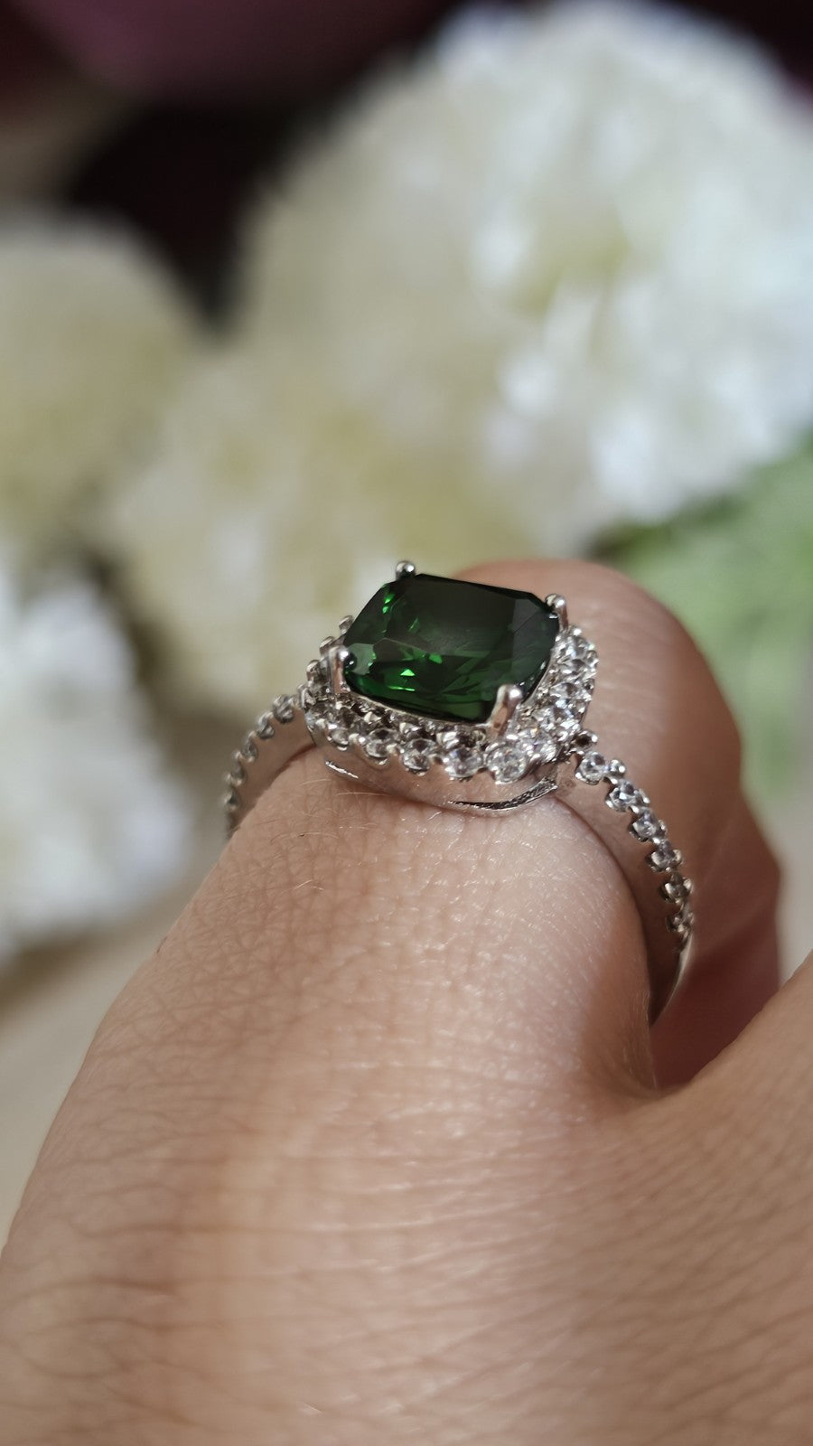 925 Sterling Silver Green CZ Halo Ring Size Q Cushion Cut 3.06g