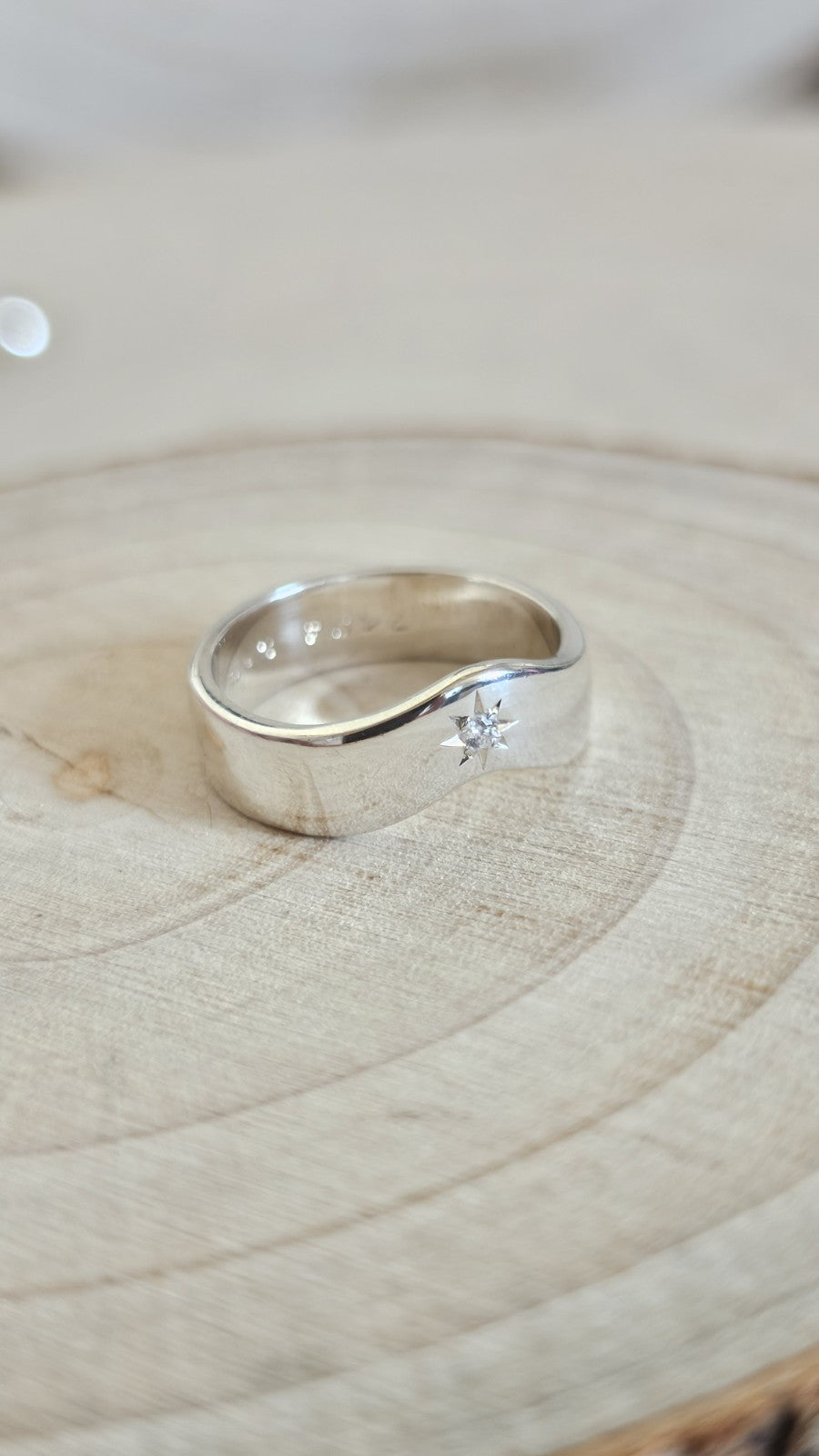 925 Sterling Silver CZ Starburst Wave Ring Size M 1/2 4.13g