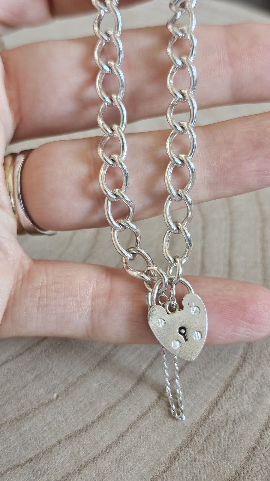 Vintage 1969 Sterling Silver Curb Bracelet Heart Padlock Hallmarked 14.38g