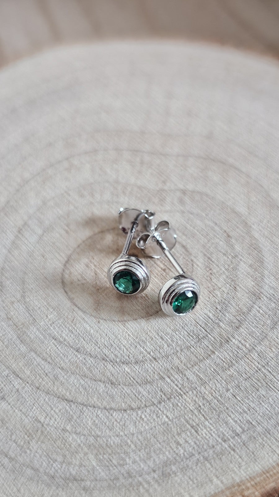925 Sterling Silver Green CZ Stud Earrings 6mm Round Bezel Style New