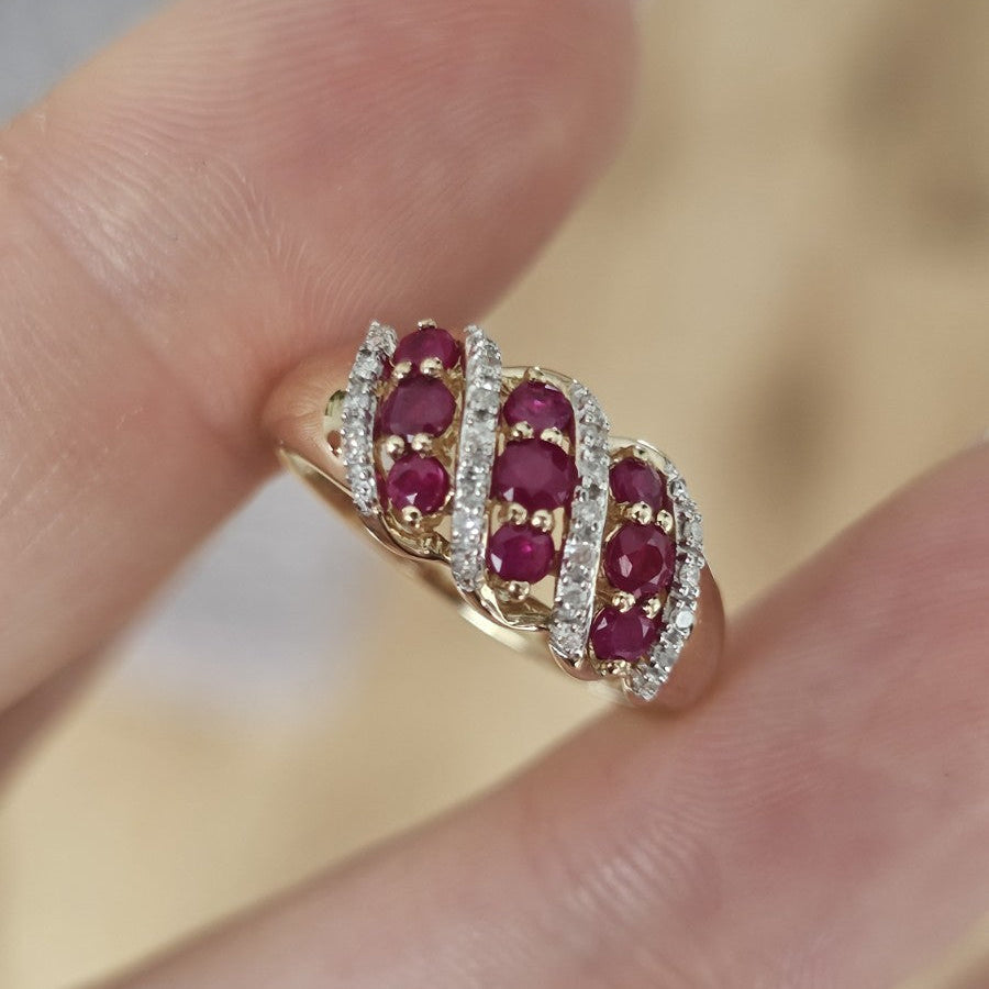 9ct Yellow Gold Natural Ruby & Diamond Ring Size M 1/2 Hallmarked 0.10ct