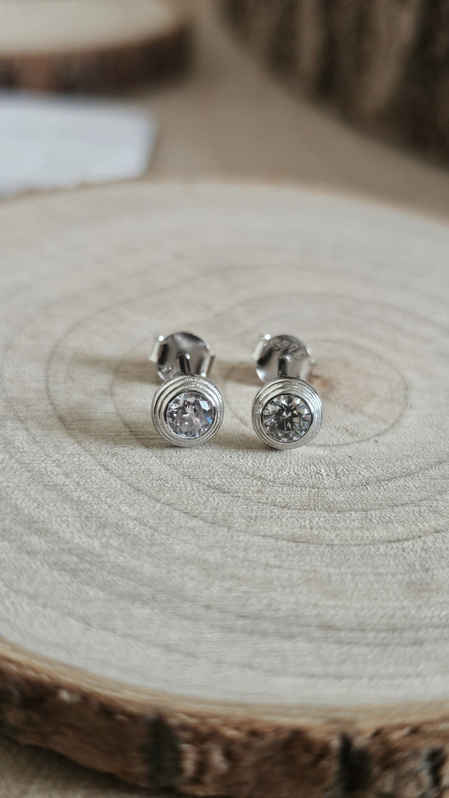 925 Sterling Silver CZ Round 6mm Stud Earrings Rhodium Plated New