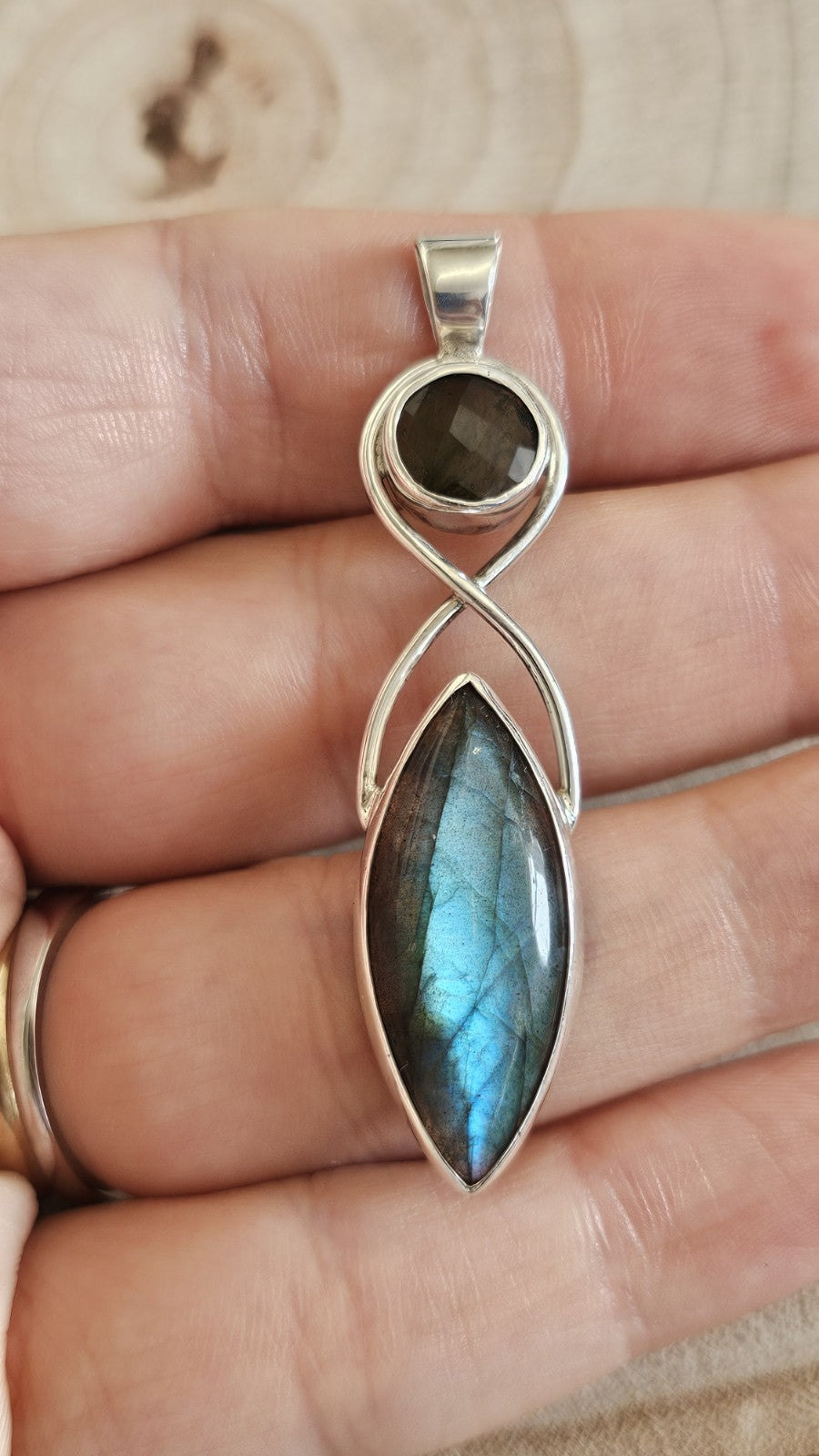 925 Sterling Silver Long Labradorite  Pendant Blue Flash 7.35g