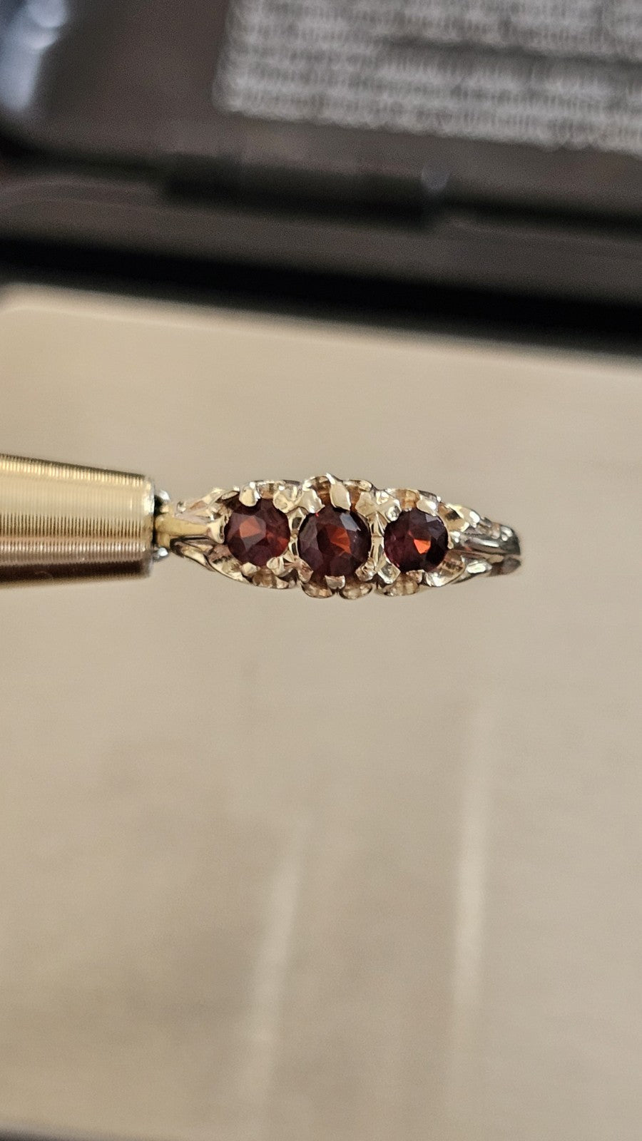 Vintage 9ct Yellow Gold Natural Garnet Three-Stone Rina - Size M