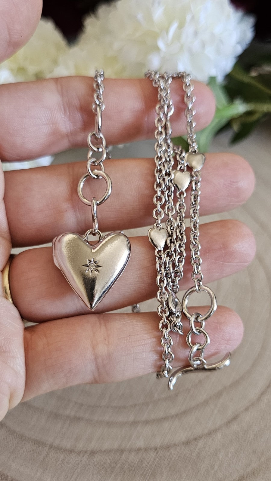 Hot Diamonds 925 Sterling Silver Heart Locket Diamond T-Bar Necklace 22–23"