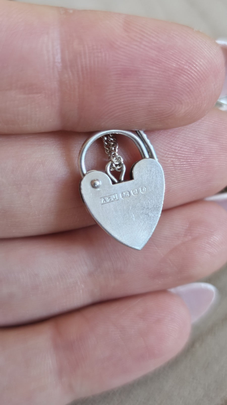 Vintage 1978 Sterling Silver Gate Bracelet Heart Padlock Hallmarked 7" 20.45g