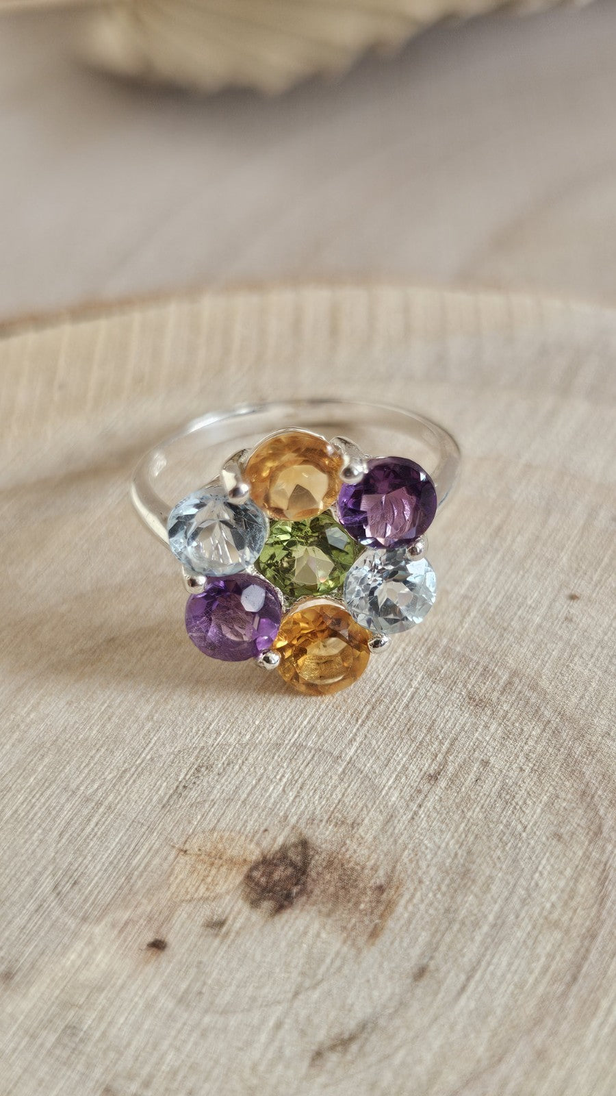 💎 925 Sterling Silver Multi-Gemstone Cluster Ring – Size N