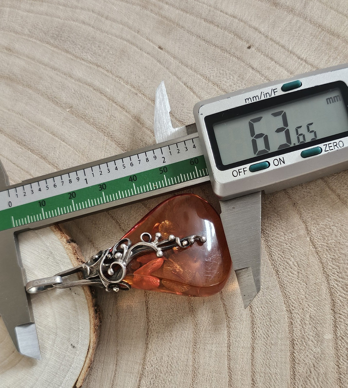 Vintage 925 Sterling Silver Large Amber Pendant Fully Hallmarked 16.46g