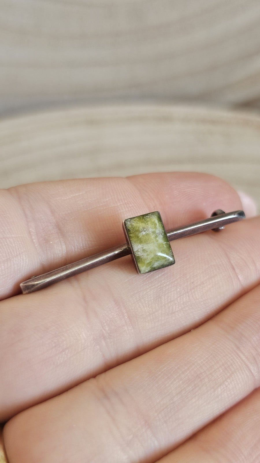 Vintage Irish Silver Connemara Marble Bar Brooch Green Stone 44mm