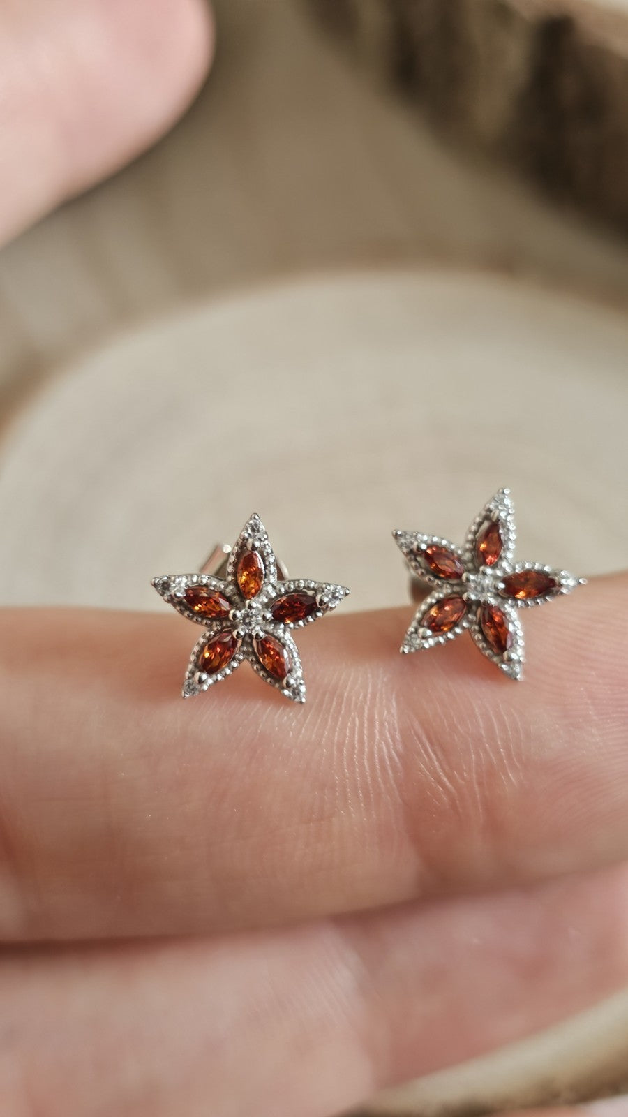 925 Sterling Silver Garnet CZ Flower Star Stud Earrings 11mm New