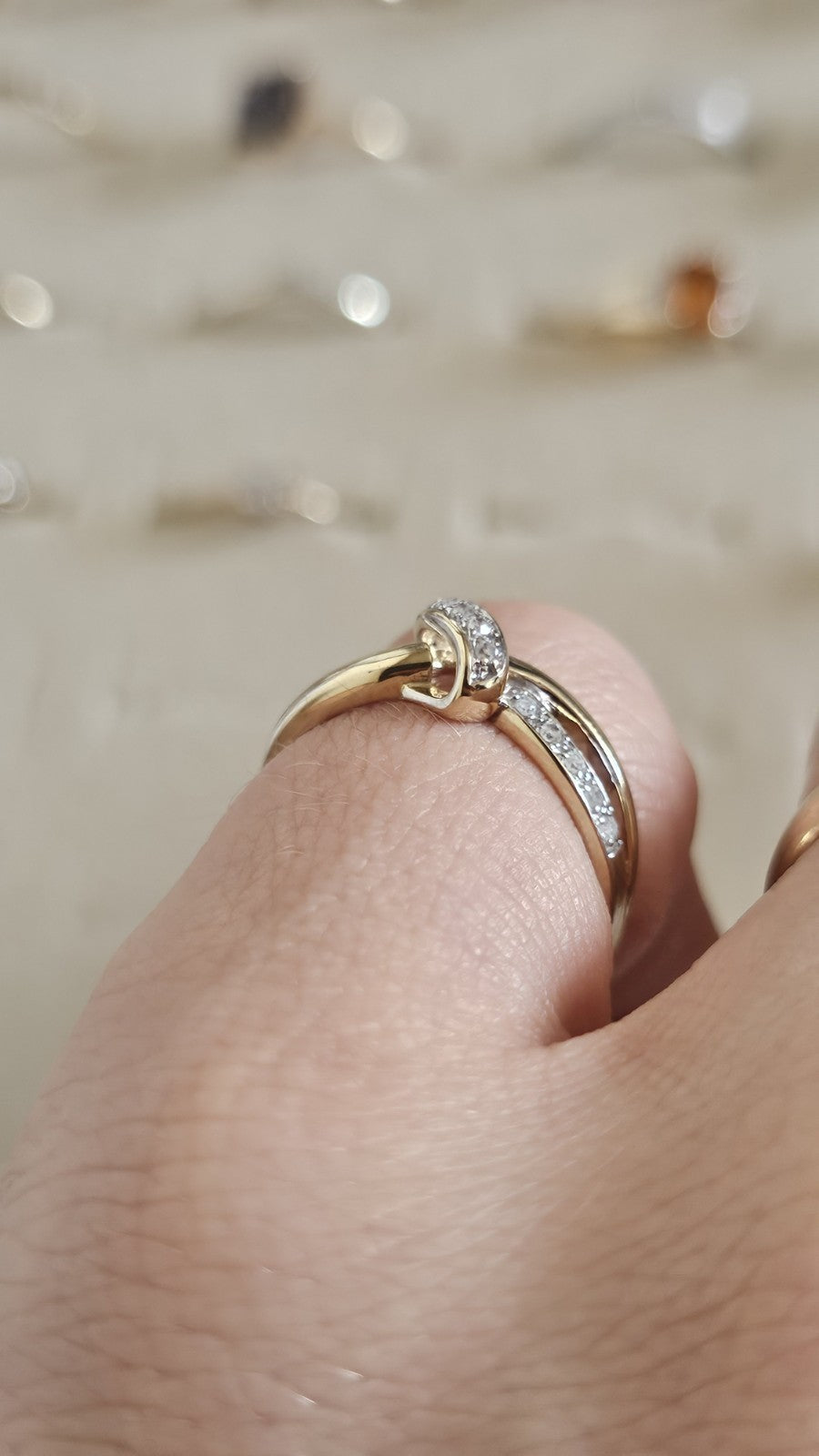 9ct Yellow Gold 0.10ct Diamond Crossover Ring Size N 1/2 Hallmarked 1.76g