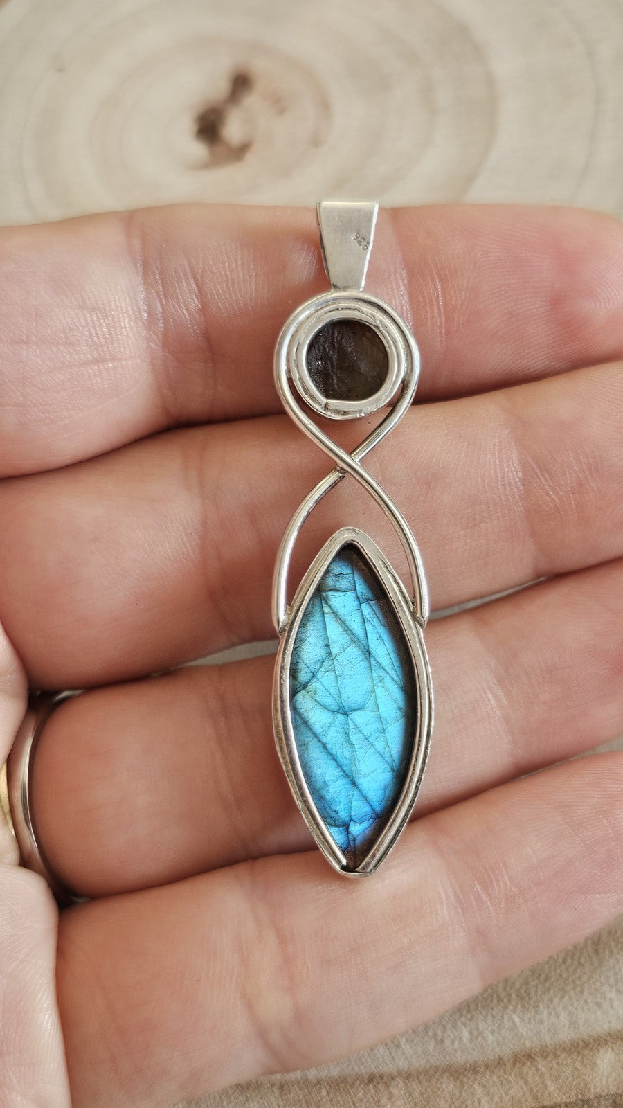 925 Sterling Silver Long Labradorite  Pendant Blue Flash 7.35g