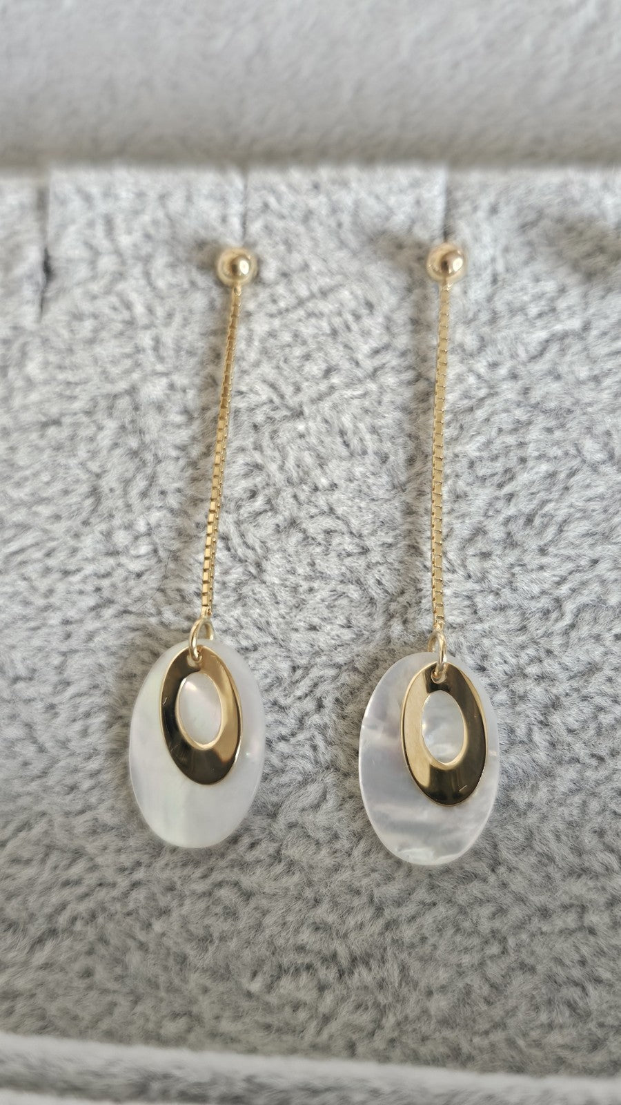 9ct Yellow Gold Mother of Pearl Dangle Drop Stud Earrings 1.55g