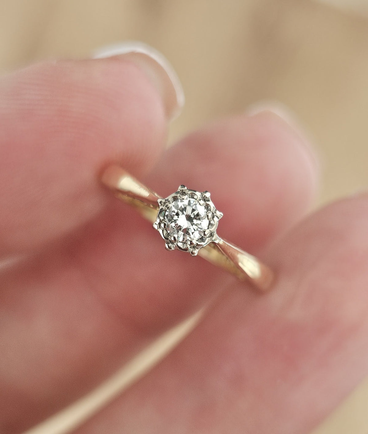 18ct Yellow Gold 0.15ct Natural Diamond Illusion Set Solitaire Ring, M 1/2