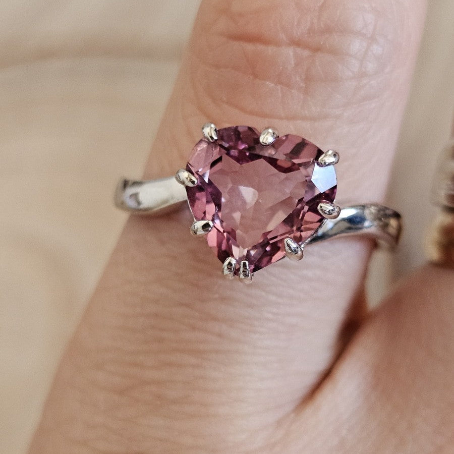 TGGC 925 Sterling Silver Pink Tourmaline Heart Ring Size S – 3.08g