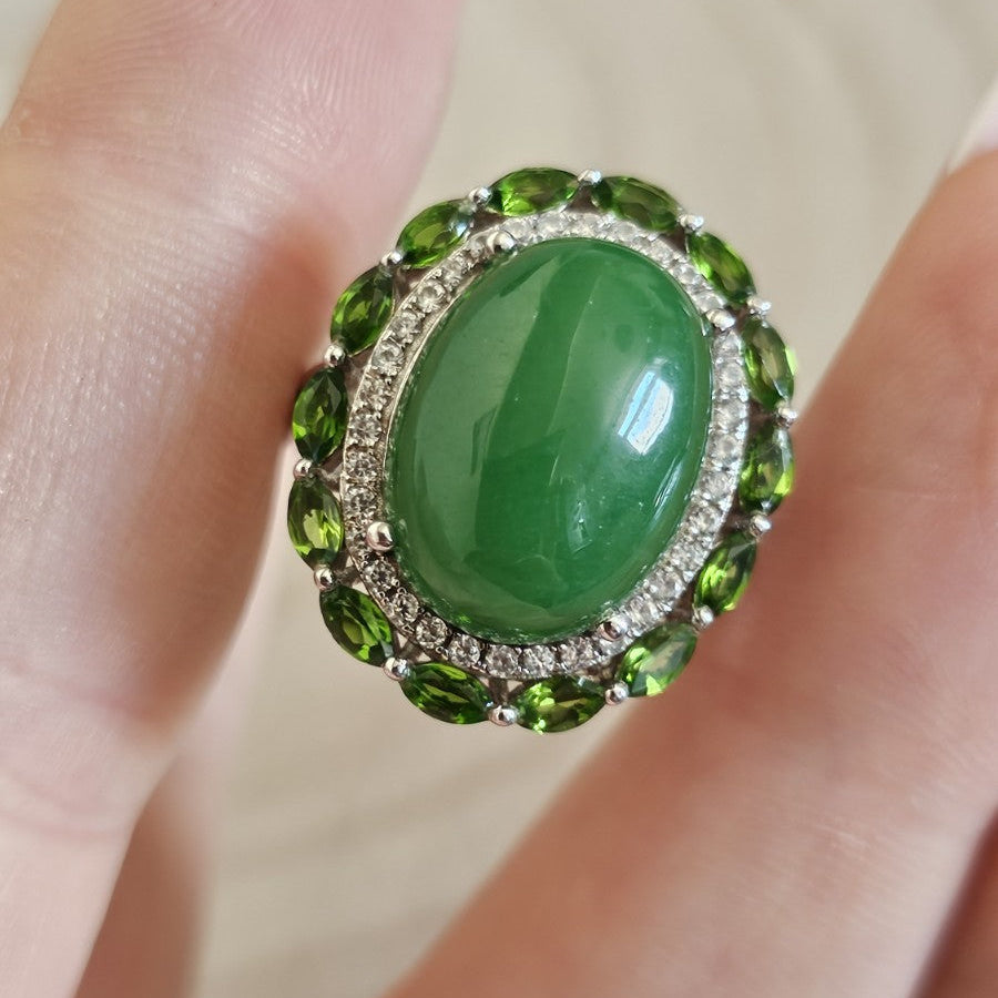 925 Sterling Silver Jade Peridot Green Gemstone Statement Ring Size O 1/2
