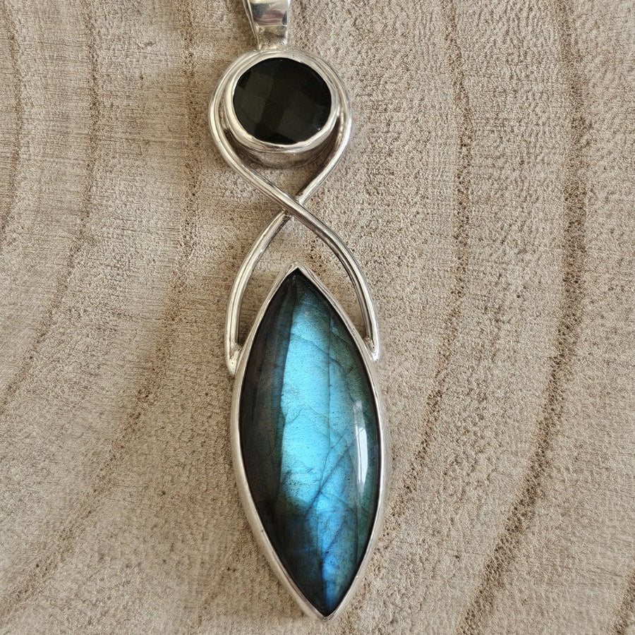 925 Sterling Silver Long Labradorite  Pendant Blue Flash 7.35g