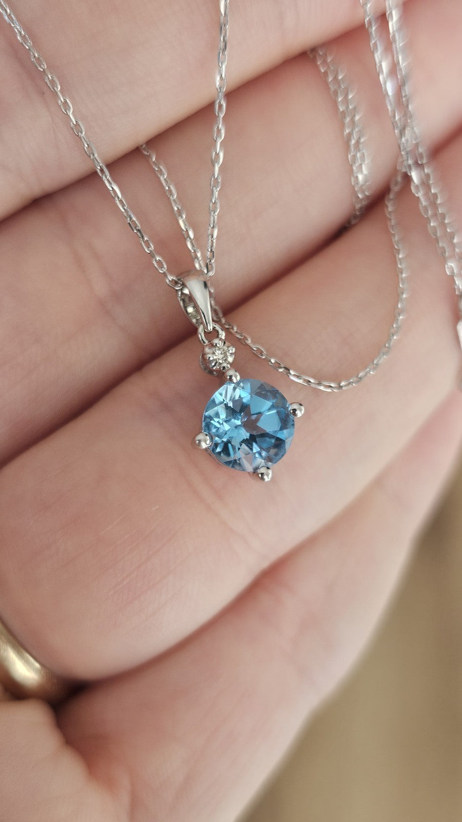 9ct White Gold Natural Blue Topaz & Diamond Pendant Necklace – 18 Inches