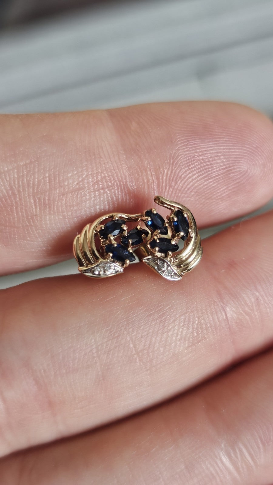 9ct Yellow Gold Natural Sapphire & Diamond Stud Earrings – Hallmarked