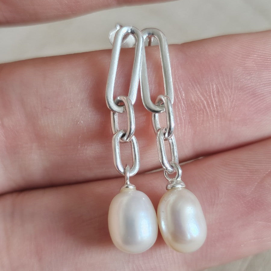 925 Sterling Silver Pearl Drop Dangle Earrings – New Boxed, 33mm length 