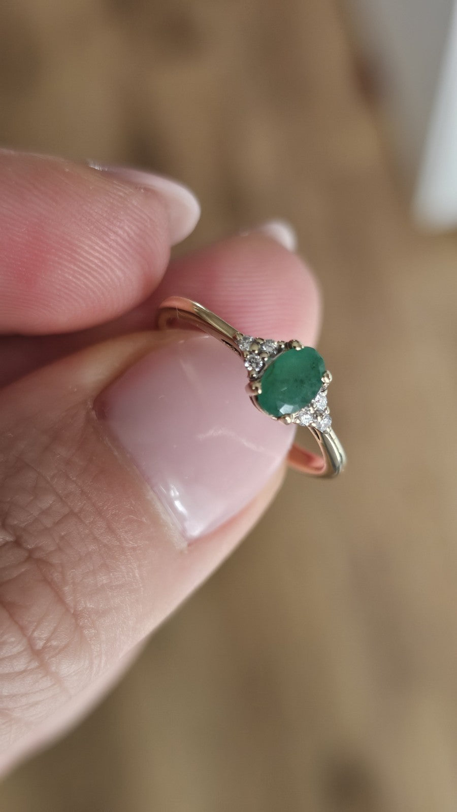 9ct Yellow Gold Natural Emerald & Diamond Ring Size O 1/2 Hallmarked 1.81g