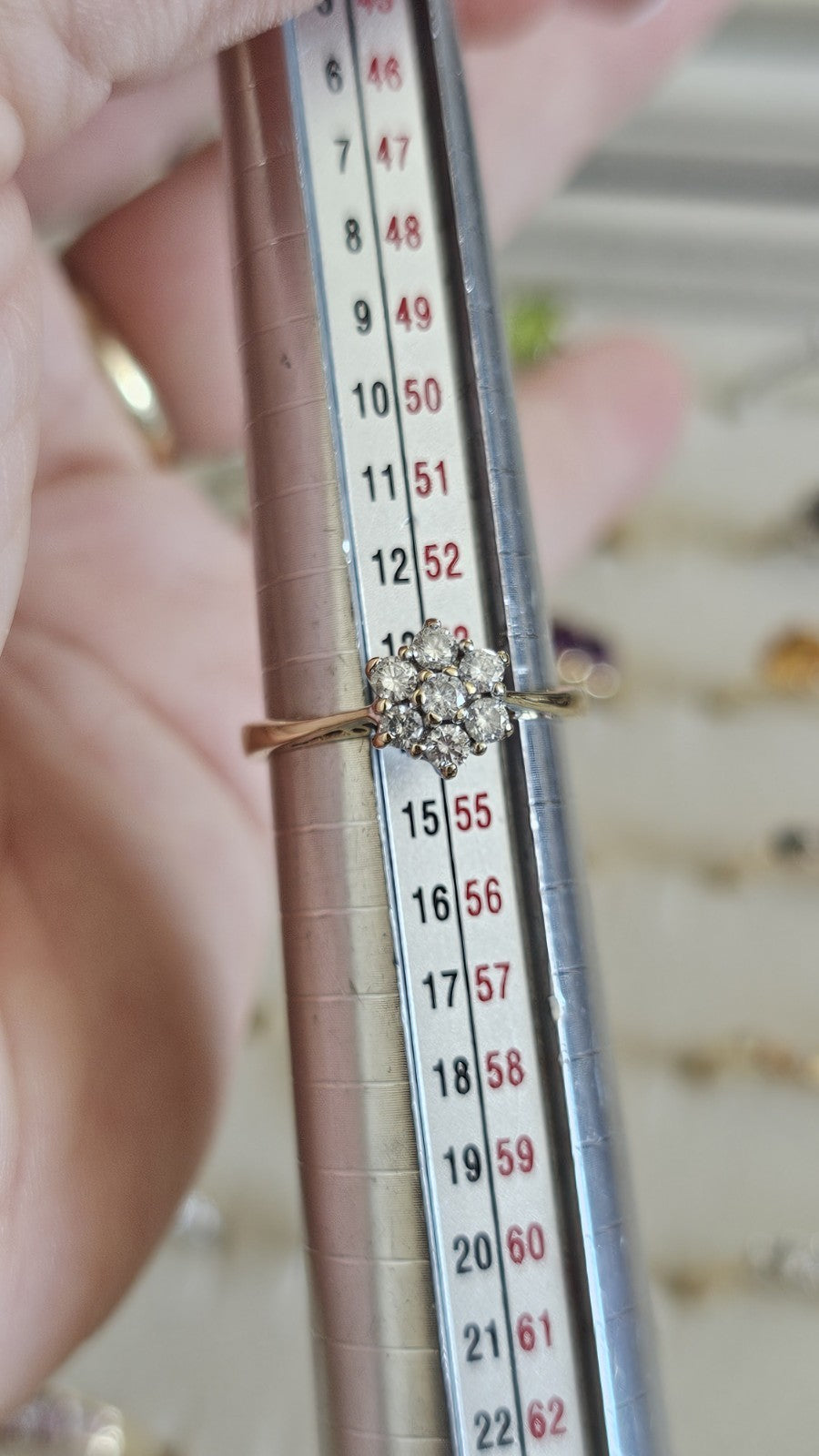 💎 9ct Yellow Gold 0.33ct Natural Diamond Cluster Ring , Size N 💛