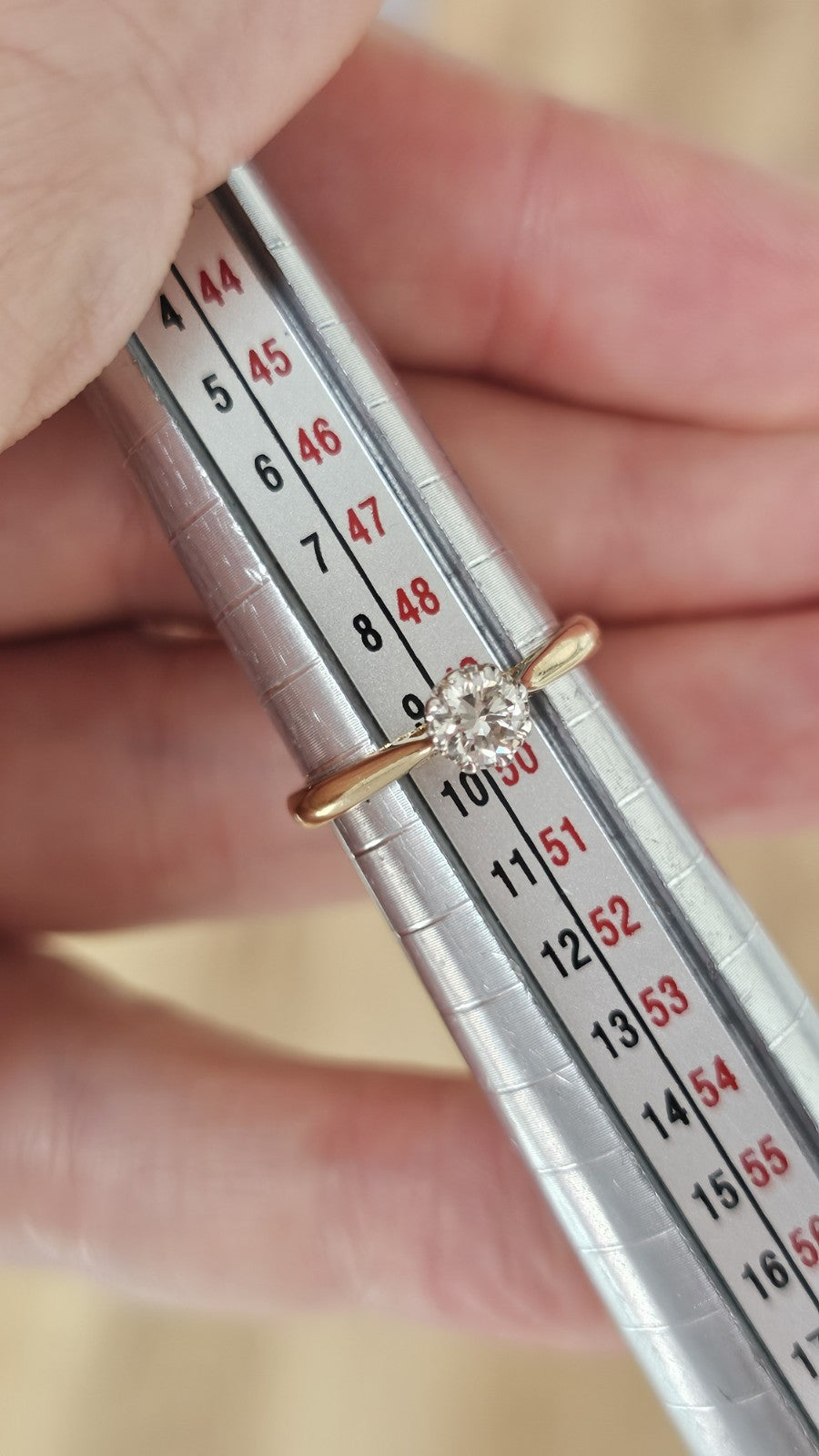 Brawingtons 18ct Yellow Gold Solitaire Round Brilliant Diamond Ring 0.30ct J 1/2