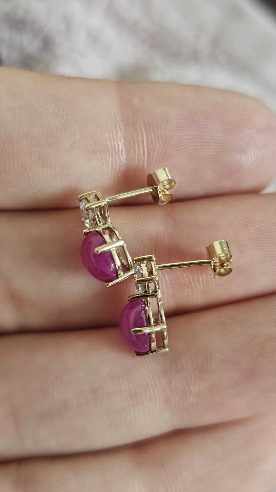 9ct Yellow Gold Natural Ruby & White Topaz Drop Stud Earrings – 1.68g