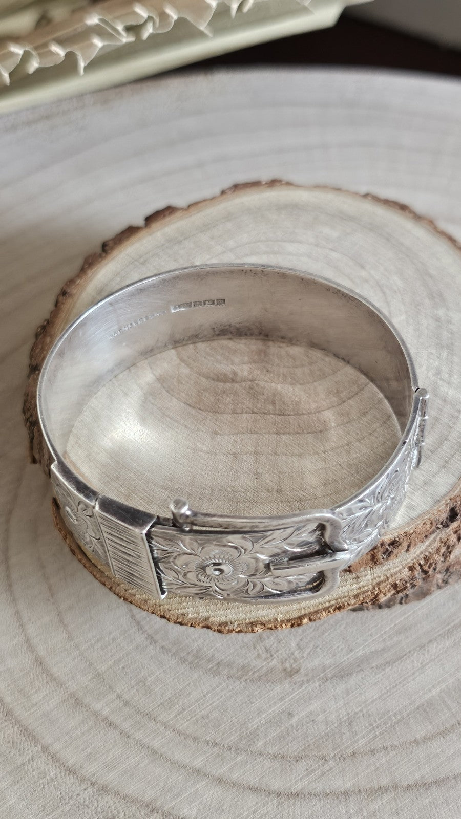 Vintage 1968 Sterling Silver Buckle Bangle , 17.8cm /7 inches , 50.91 grams 