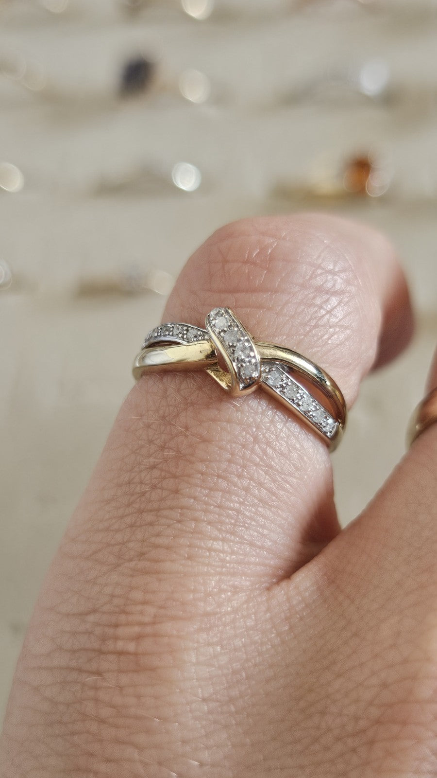 9ct Yellow Gold 0.10ct Diamond Crossover Ring Size N 1/2 Hallmarked 1.76g