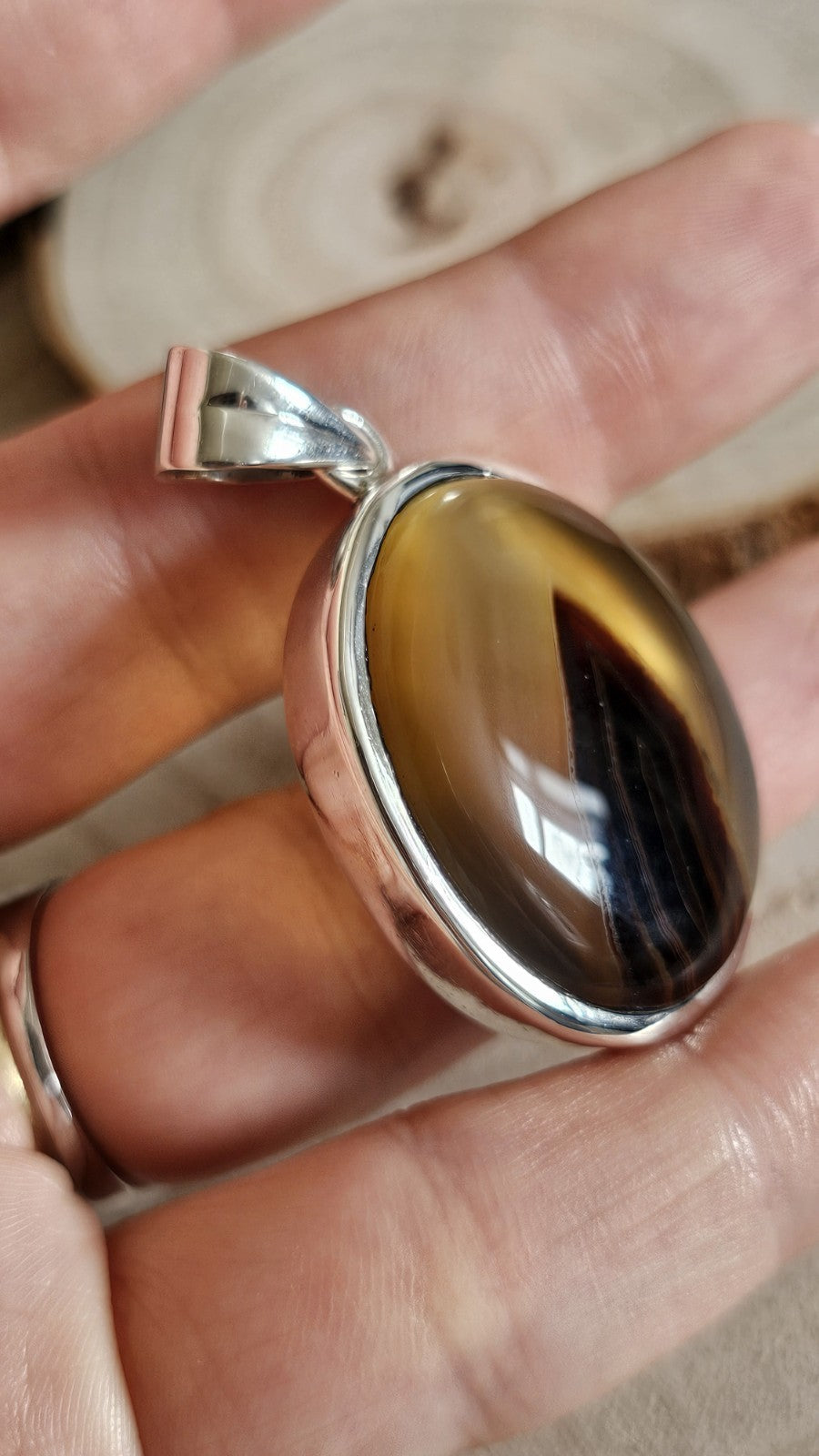 925 Sterling Silver Montana Banded Agate Large Oval Statement Pendant 22.41g