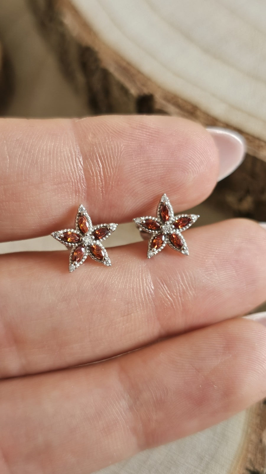 925 Sterling Silver Garnet CZ Flower Star Stud Earrings 11mm New