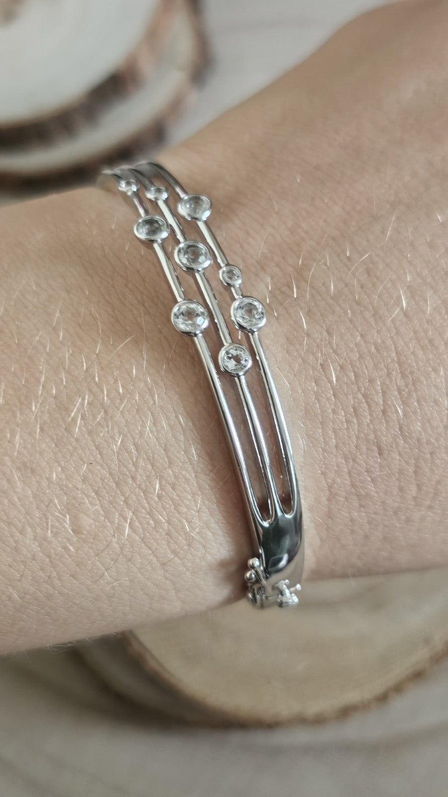 Hot Diamonds 925 Sterling Silver White Topaz Diamond Statement Bangle 6.75"