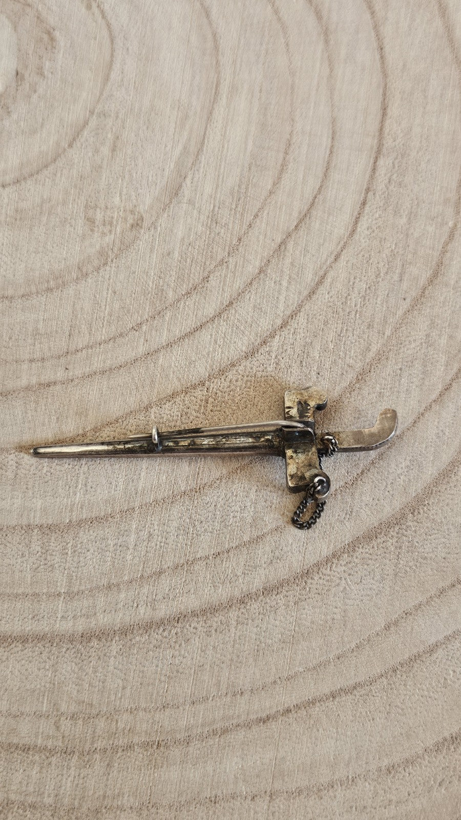 Antique Silver Sword Dagger Brooch Safety Chain Ornate Vintage Jewellery 5.17g