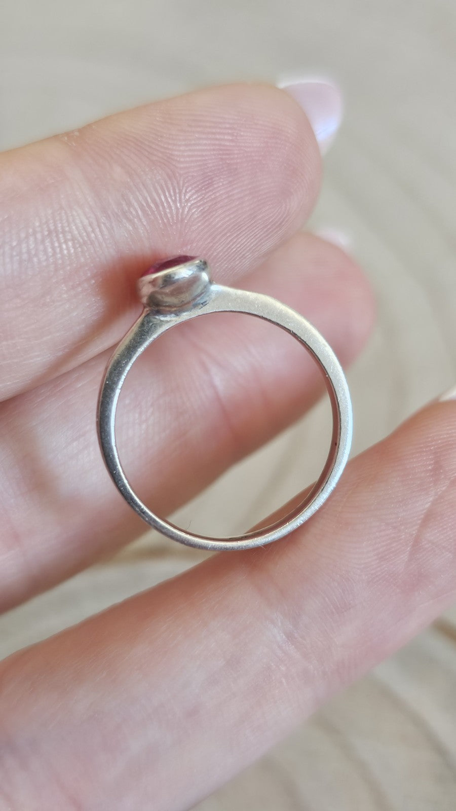  925 Sterling Silver Ruby Oval Solitaire Ring Size P 1/2 – 2.20g