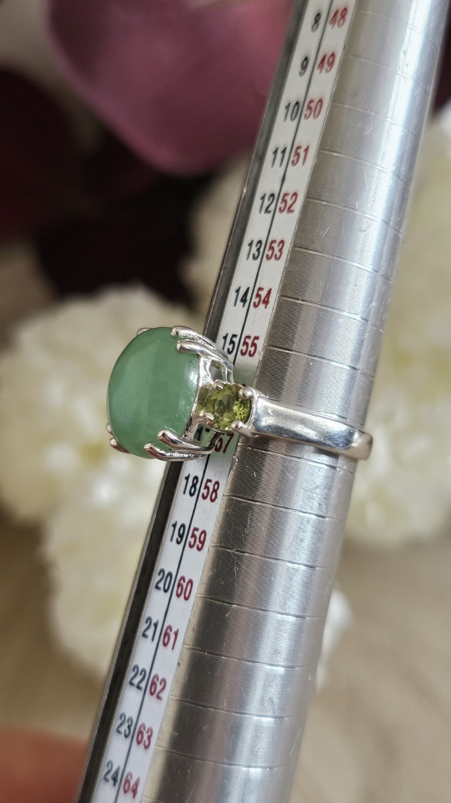 925 Sterling Silver Jade & Peridot Gemstone Ring Size P 4.28g