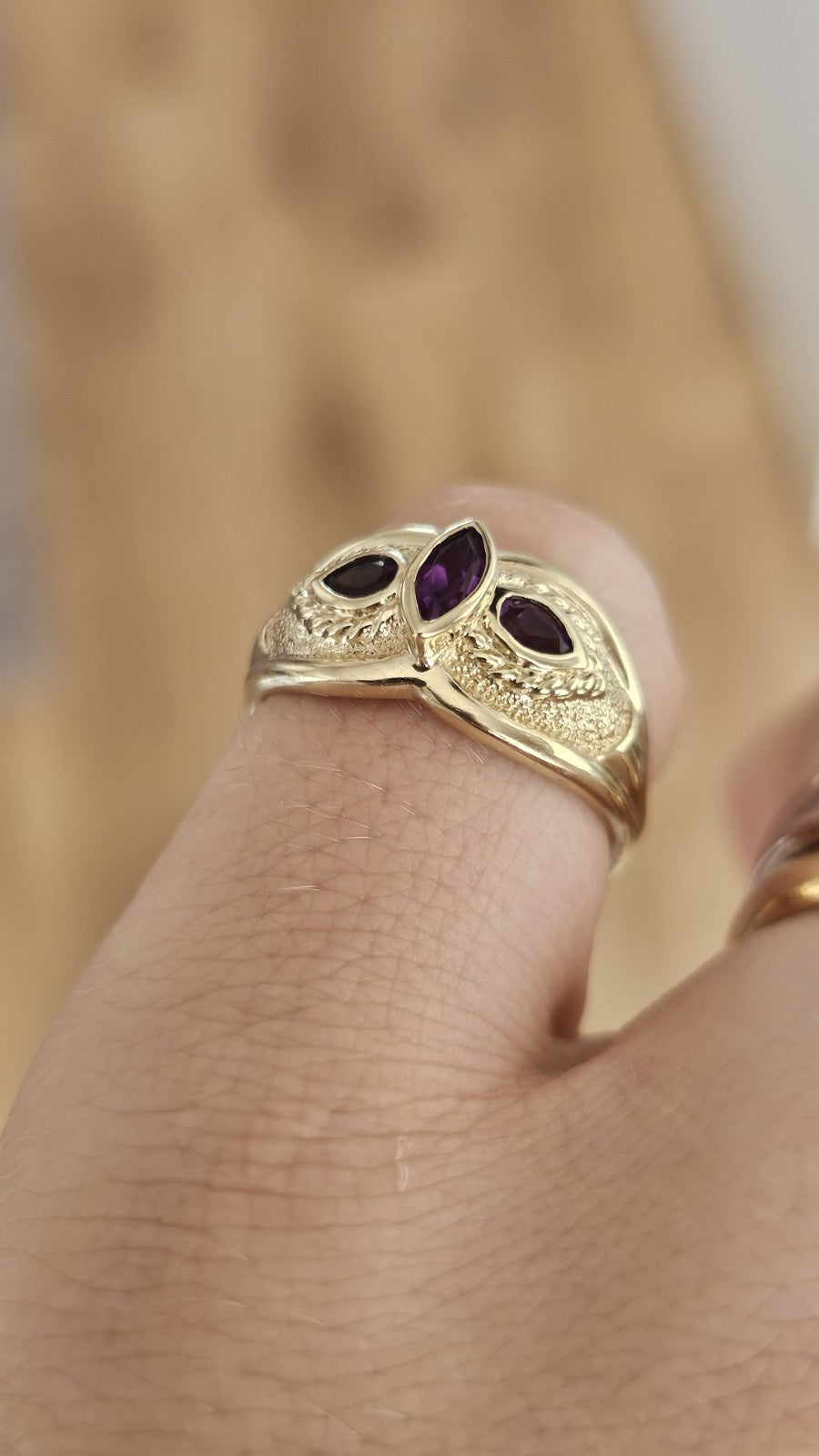 9ct Yellow Gold Amethyst Three Stone Statement Ring Size Q Hallmarked 3.60g