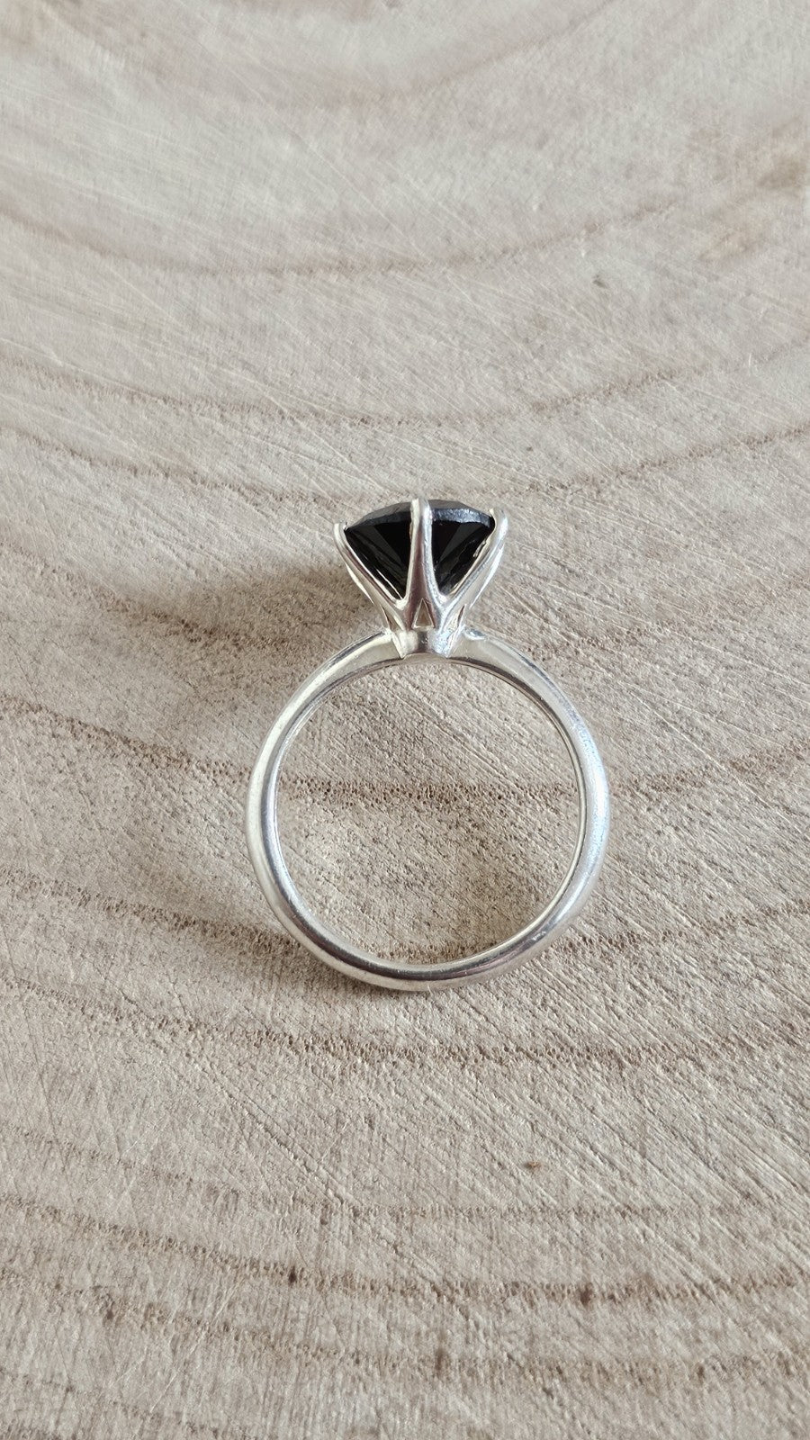 925 Sterling Silver Black Spinel Solitaire Ring – Size P 1/2 – 3.29g