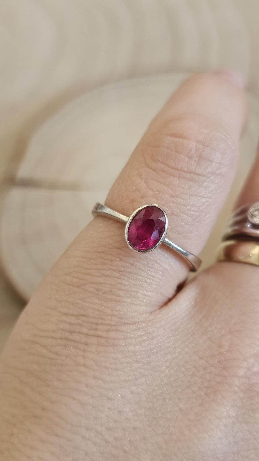  925 Sterling Silver Ruby Oval Solitaire Ring Size P 1/2 – 2.20g