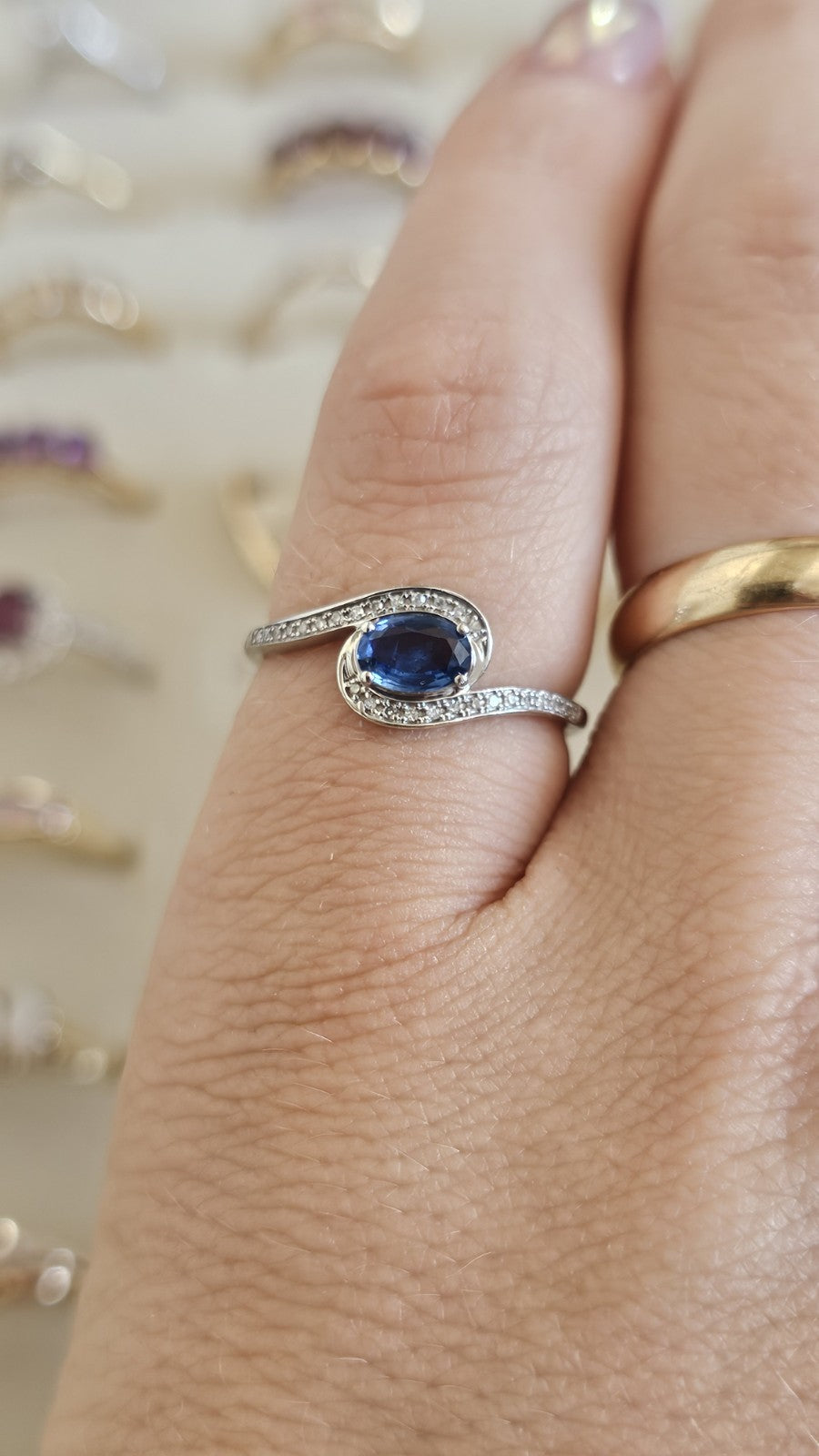 💙 9ct White Gold Natural Sapphire & Diamond Ring , size N 1/2