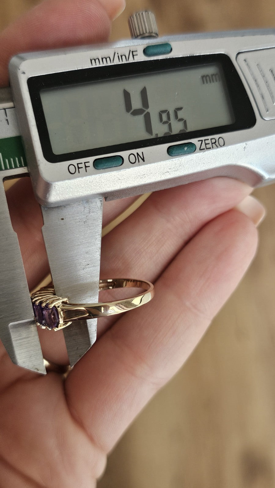 💜 9ct Yellow Gold Natural Amethyst & Diamond Half Eternity Ring – Size S 💜