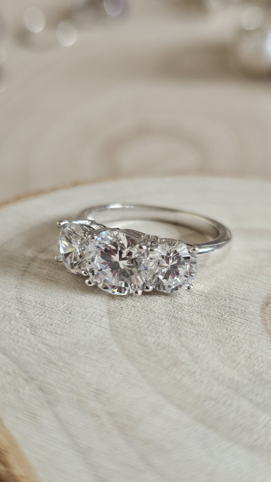 925 Sterling Silver Three Stone Cubic Zirconia Trilogy Ring – Size P – 4.81g