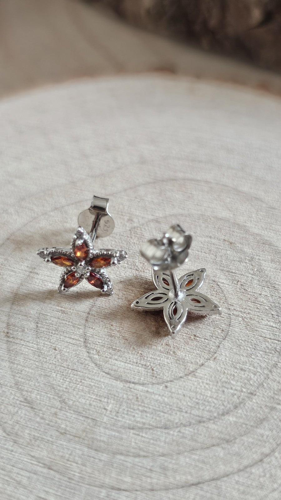 925 Sterling Silver Garnet CZ Flower Star Stud Earrings 11mm New