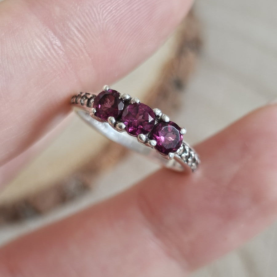 TGGC 925 Sterling Silver Rhodolite Garnet & Zircon Trilogy Ring Size L