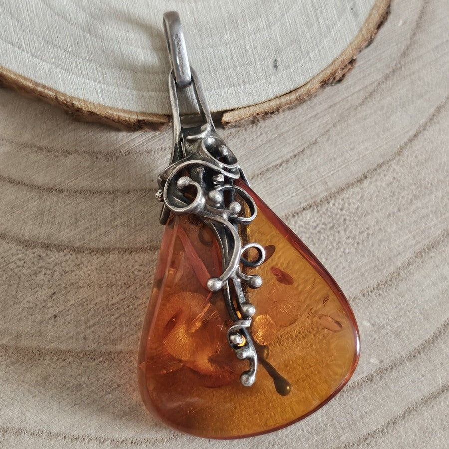Vintage 925 Sterling Silver Large Amber Pendant Fully Hallmarked 16.46g