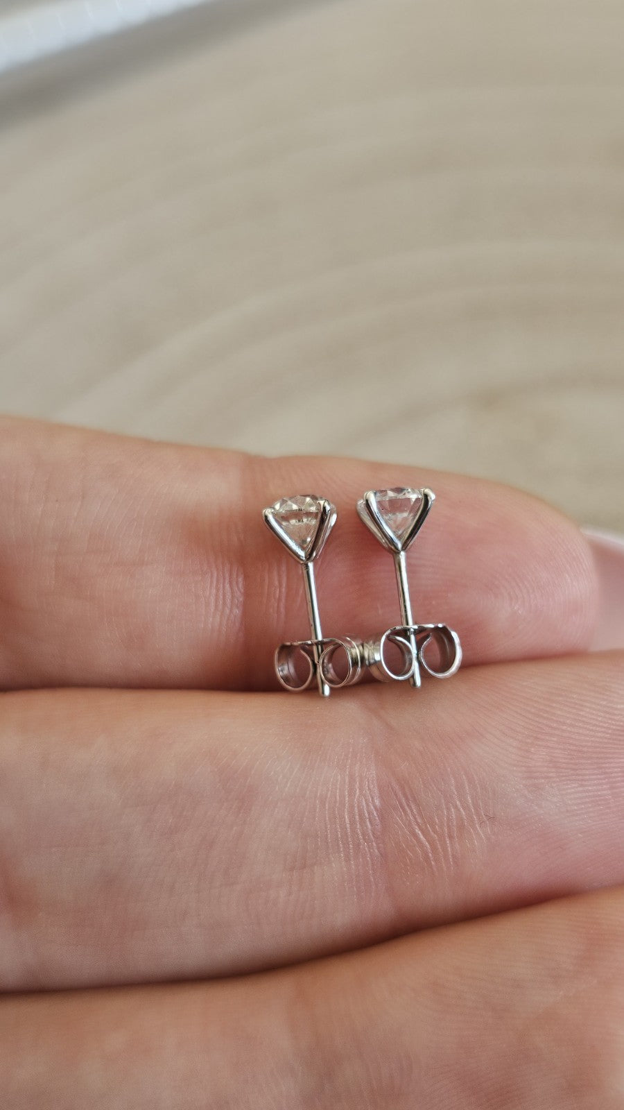 14K White Gold Natural Diamond Stud Earrings Round Brilliant