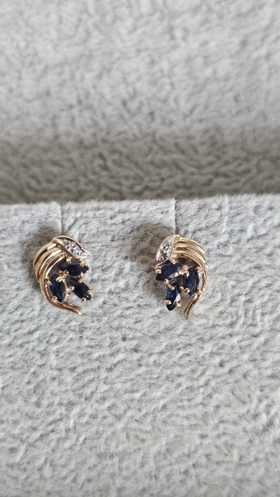 9ct Yellow Gold Natural Sapphire & Diamond Stud Earrings – Hallmarked