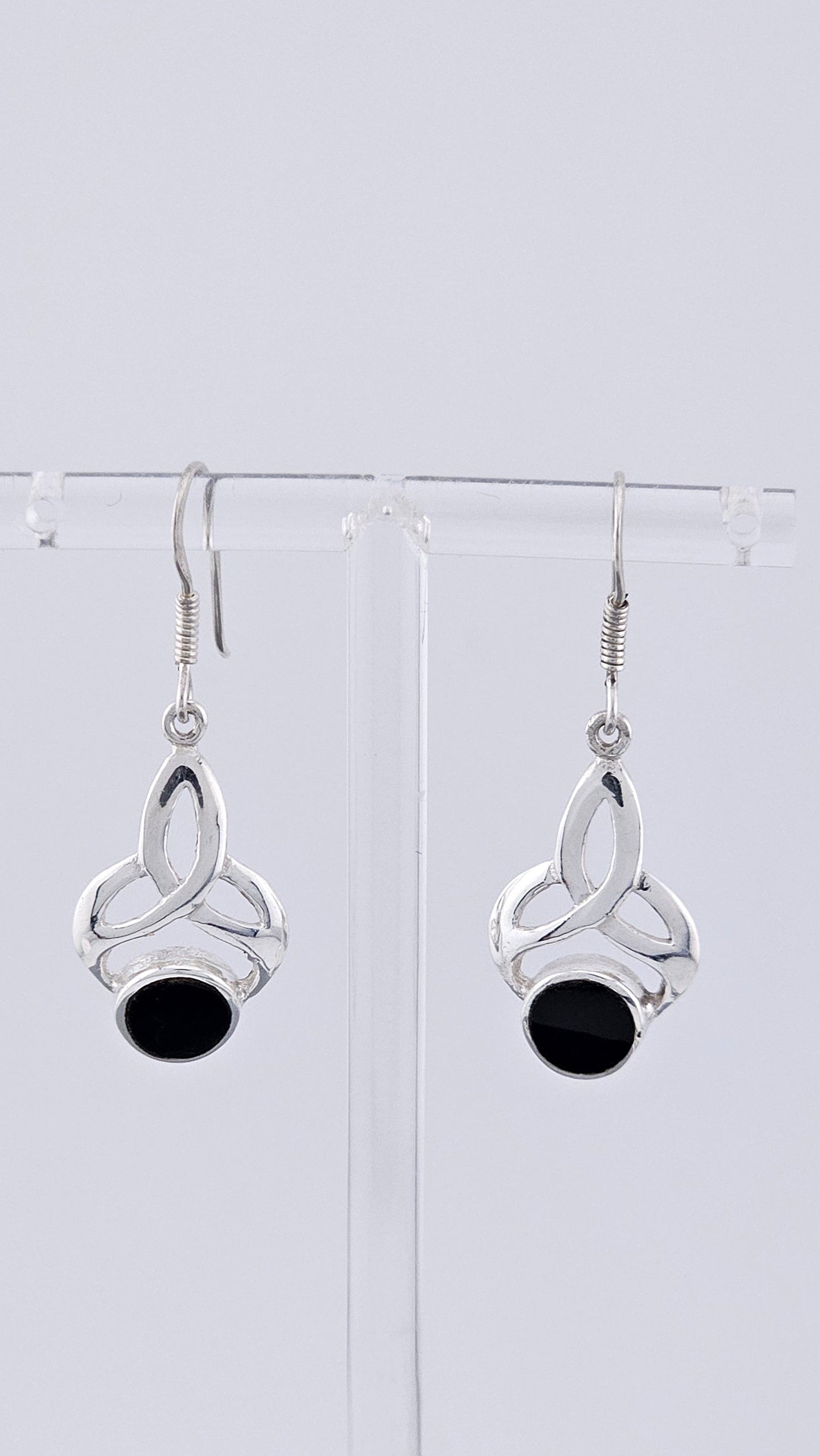 ​925 Sterling Silver Black Onyx Celtic Triquetra Drop Earrings – 30mm (3.77g)